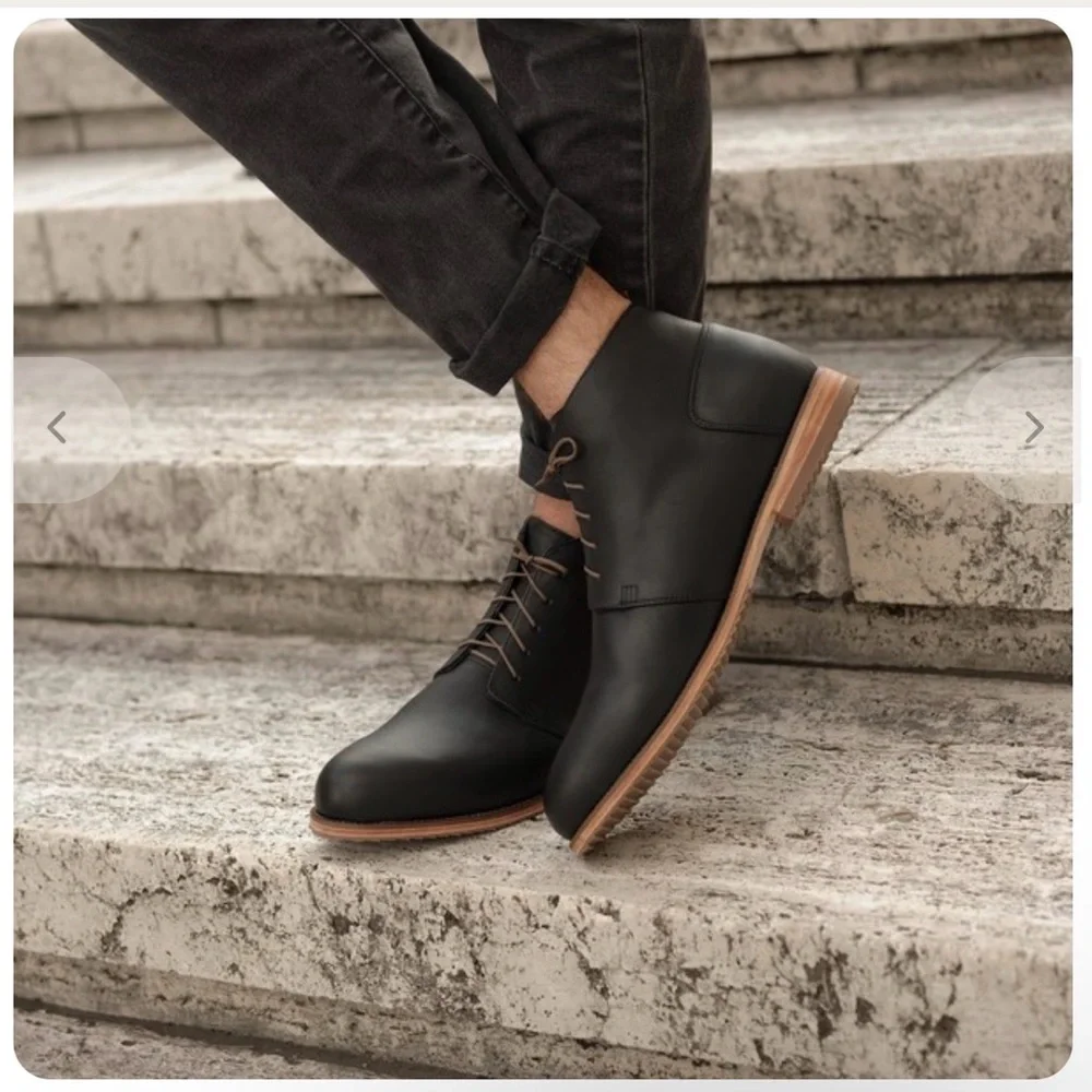 NISOLO EVERYDAY CHUKKA BOOT BLACK